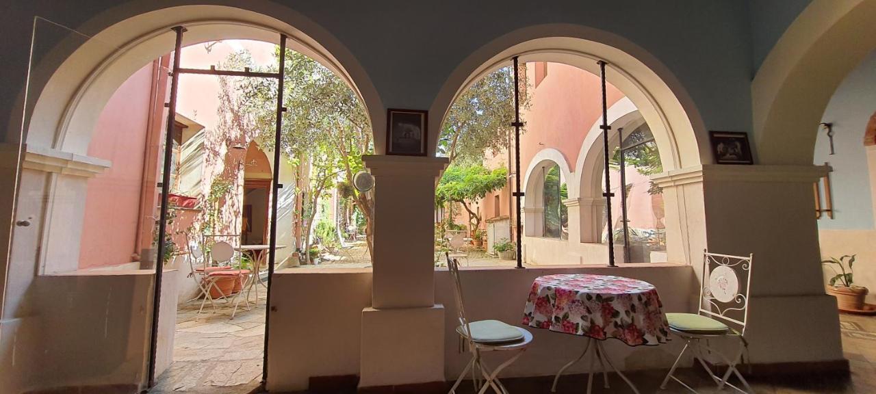 Casa Camboni-Dimora Storica Bed & Breakfast 산 비토 외부 사진