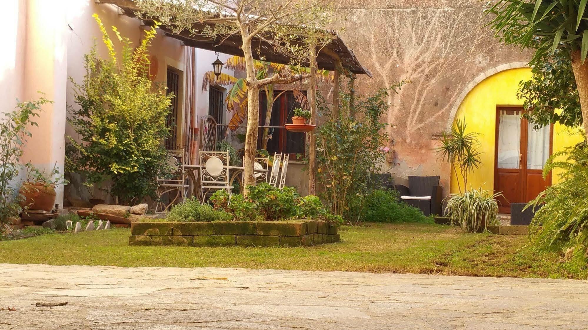 Casa Camboni-Dimora Storica Bed & Breakfast 산 비토 외부 사진