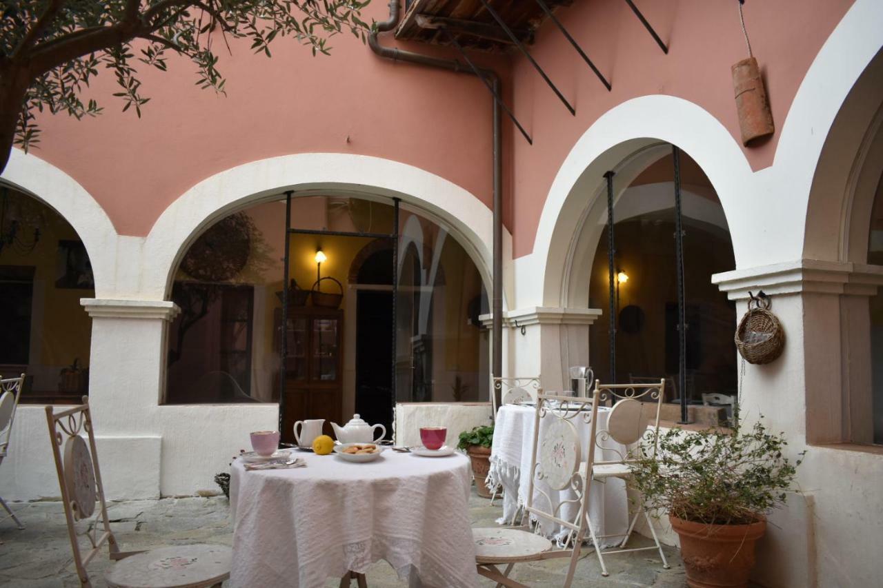 Casa Camboni-Dimora Storica Bed & Breakfast 산 비토 외부 사진
